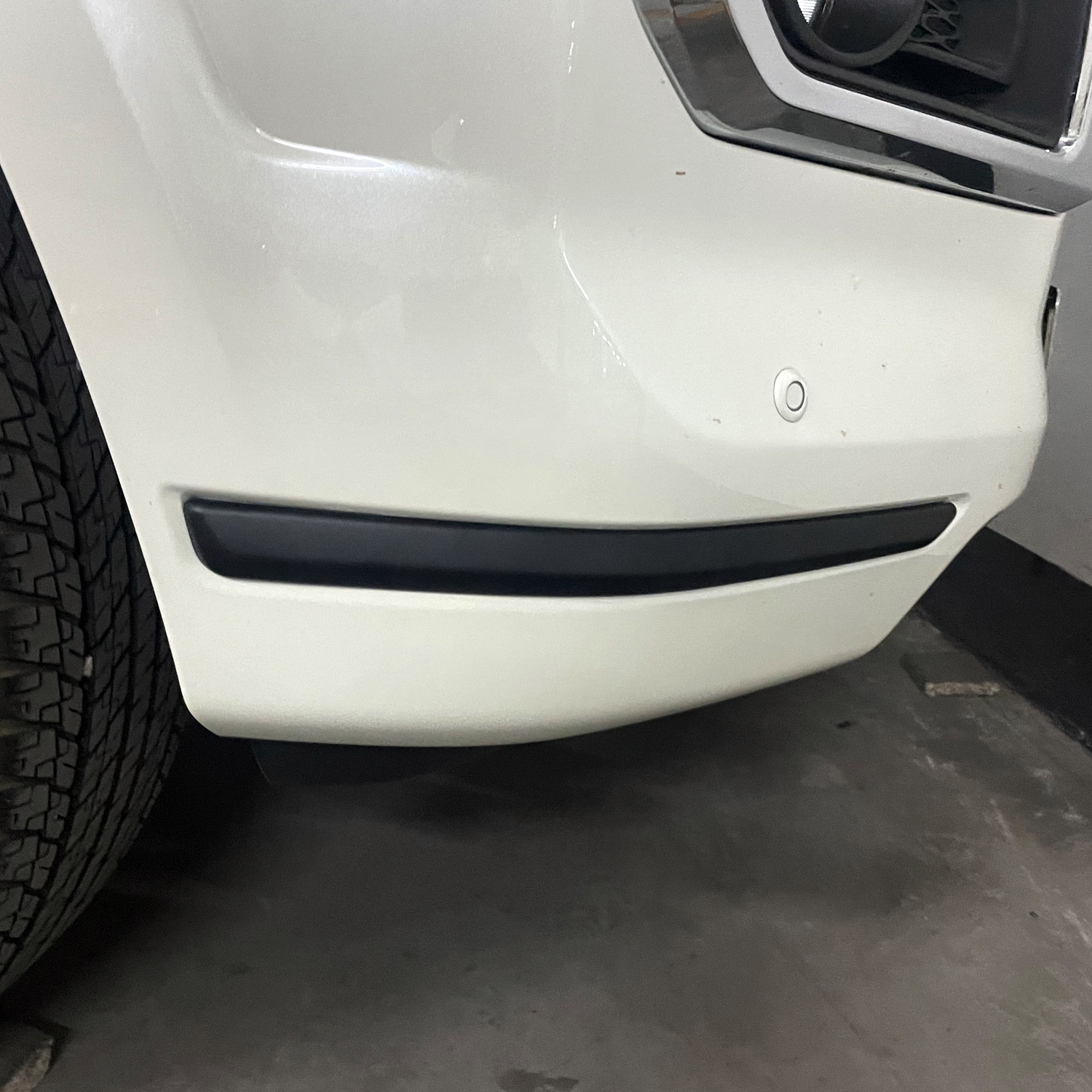Not suitable for Nightshade!!!Front Bumper Corner Cover Trim For Toyota 4Runner Limited 2014-2024
