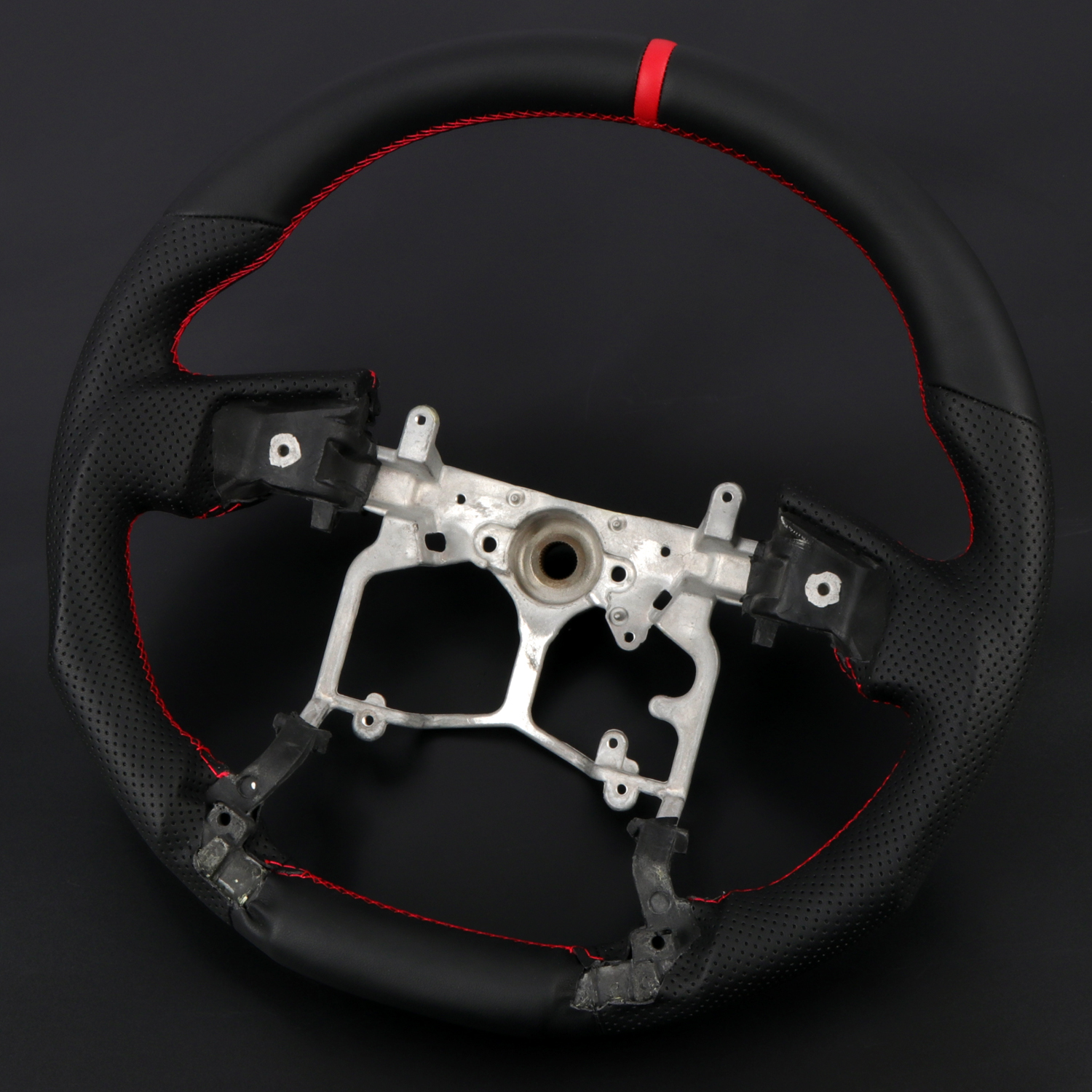 Steering Wheel Perforated Leather For Toyota 4Runner 2010-2022 / Tacoma 2012-2023 / Tundra 2014-2021 / Prado 2010-2023 / Sequoia 2014-2021 / Highlander 2014-2019
